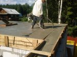 Процесс заливки перекрытия бетоном